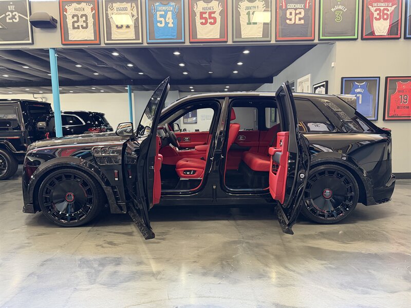 2026 Rolls-Royce Cullinan Base's photo