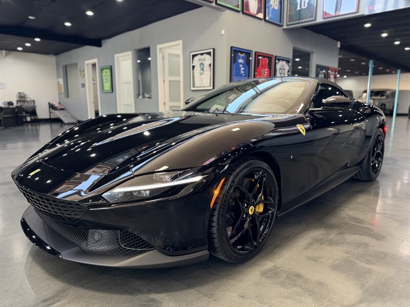 2025 Ferrari Roma Base's photo