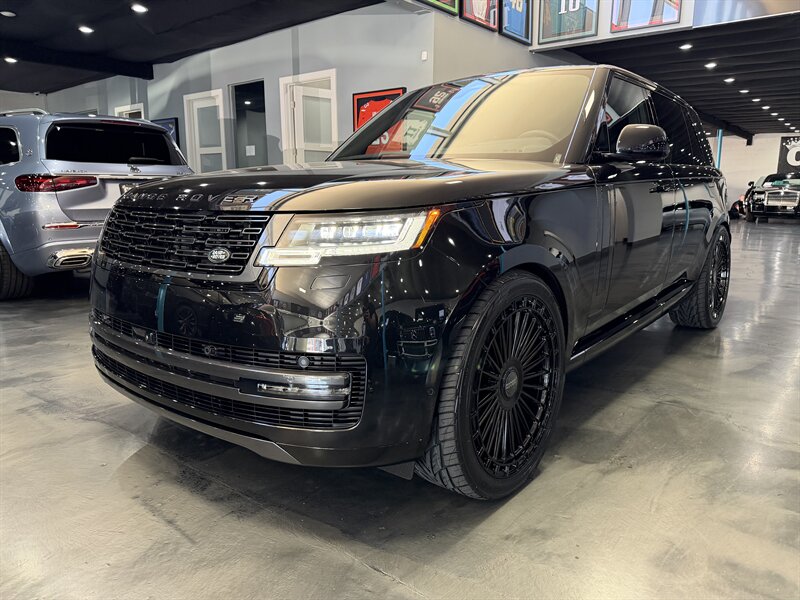 2026 Land Rover Range Rover SE